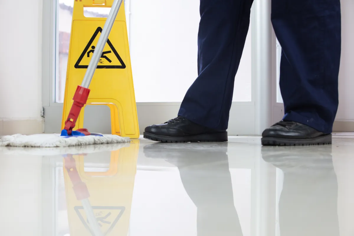 How to Plan a Cleaning Schedule for a Retail Shop